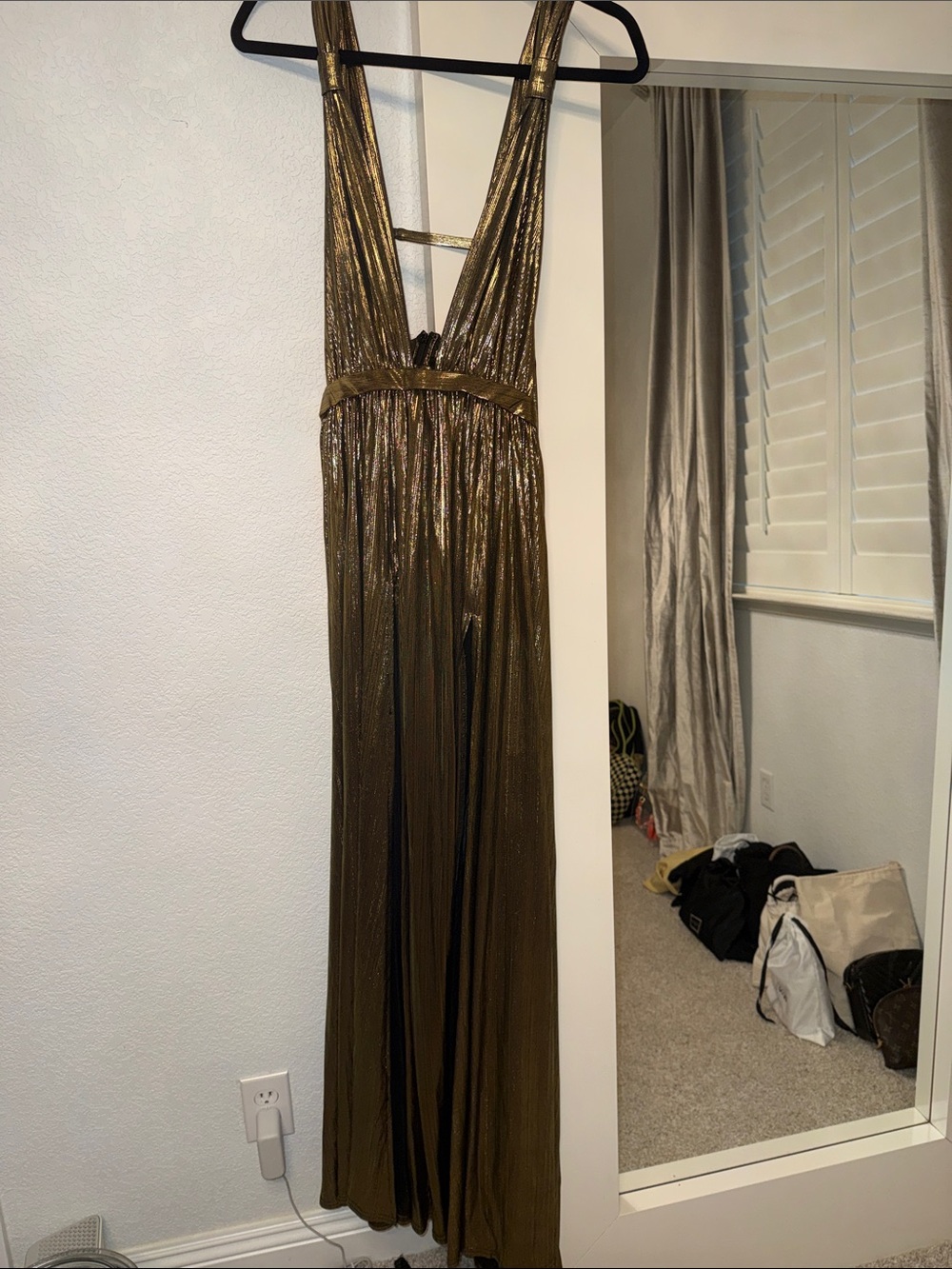 Gold Plunge V-Neck Evening Dress - Picture 3 of 11